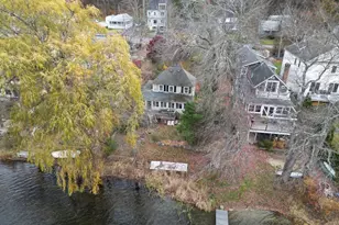 27 Taft Ave, Mendon, MA 01756 - Photo 3