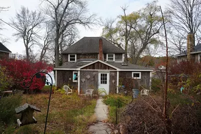 27 Taft Ave, Mendon, MA 01756 - Photo 5