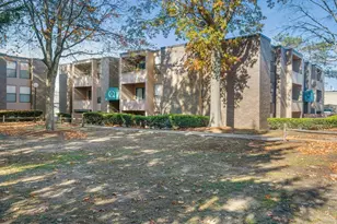 54 Shrewsbury Green Dr, Shrewsbury, MA 01545 - Photo 1