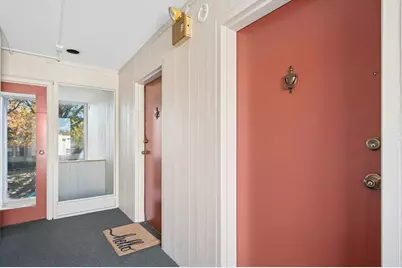 54 Shrewsbury Green Dr #B, Shrewsbury, MA 01545 - Photo 3