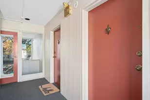 54 Shrewsbury Green Dr, Shrewsbury, MA 01545 - Photo 3