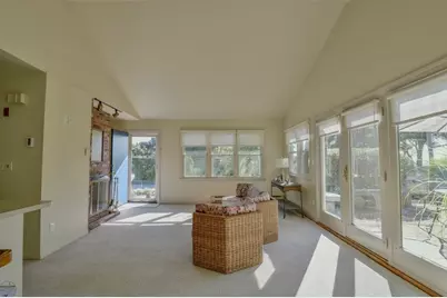 7 Cynthia Street, Dartmouth, MA 02748 - Photo 5