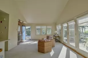 7 Cynthia St, Dartmouth, MA 02748 - Photo 5