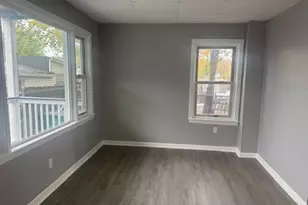 21 Boutelle St, Fitchburg, MA 01420 - Photo 3