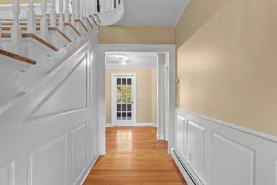 285 Main St, Groveland, MA 01834 - Photo 11