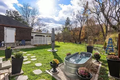 298 Deerfield Street, Greenfield, MA 01301 - Photo 27