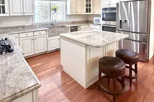 54 Overlook Cir, Plymouth, MA 02360 - Photo 5