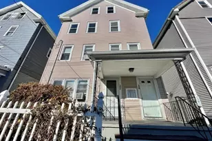 32-34 Holyoke St, Malden, MA 02148 - Photo 9