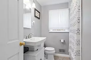 214 Conlyn Ave, Franklin, MA 02038 - Photo 15