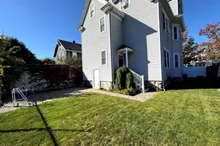 89 Grove St, Belmont, MA 02478 - Photo 25