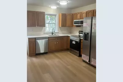 33 Denmark St #33, Worcester, MA 01605 - Photo 3