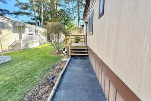 189 Pine View Terrace, Wareham, MA 02576 - Photo 3