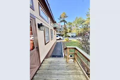 189 Pine View Terrace, Wareham, MA 02576 - Photo 3