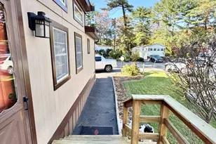 189 Pine View Terrace, Wareham, MA 02576 - Photo 3