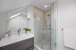 72 Governor Winthrop Rd, Somerville, MA 02145 - Photo 15