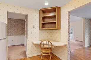 4004 Brompton Cir, Worcester, MA 01609 - Photo 9