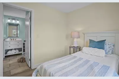 502 Ocean Grove Ave, Swansea, MA 02777 - Photo 29