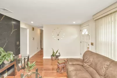 26 Knights Crescent St, Randolph, MA 02368 - Photo 5