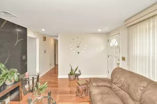 26 Knights Crescent St, Randolph, MA 02368 - Photo 5