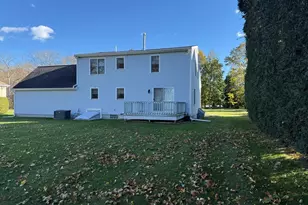 21 Avis St, Dartmouth, MA 02748 - Photo 7