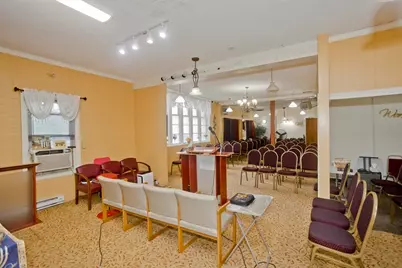 193 Elm St, Holyoke, MA 01040 - Photo 3