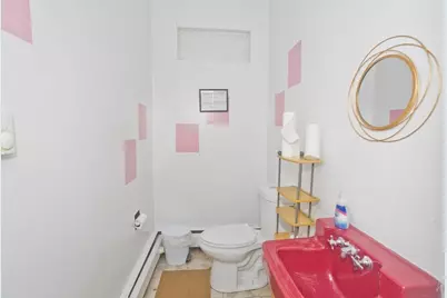 193 Elm St, Holyoke, MA 01040 - Photo 13