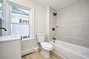 220 Aquidneck St, New Bedford, MA 02744 - Photo 23