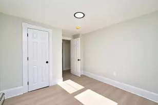 220 Aquidneck St, New Bedford, MA 02744 - Photo 21