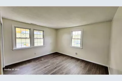 138 W Forest St, Lowell, MA 01851 - Photo 25