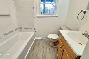 138 W Forest St, Lowell, MA 01851 - Photo 9