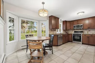 27 Eastwood Dr, Wilbraham, MA 01095 - Photo 15