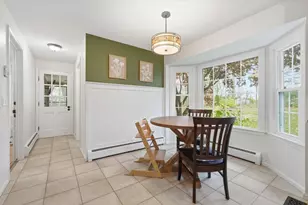 27 Eastwood Dr, Wilbraham, MA 01095 - Photo 17