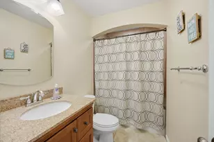 559 E State St, Granby, MA 01033 - Photo 25