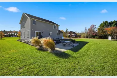 559 E State St, Granby, MA 01033 - Photo 35