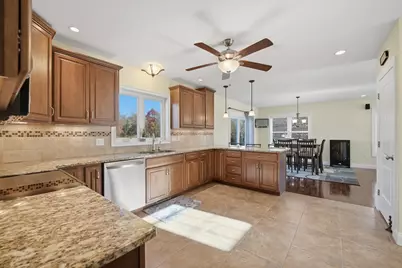 559 E State St, Granby, MA 01033 - Photo 3