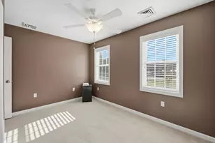 559 E State St, Granby, MA 01033 - Photo 31