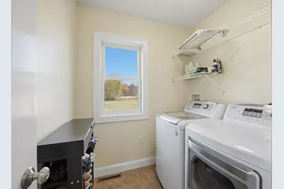 559 E State St, Granby, MA 01033 - Photo 13