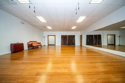 152 Belleville Ave, New Bedford, MA 02746 - Photo 15