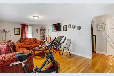41 S Irving St, Revere, MA 02151 - Photo 3