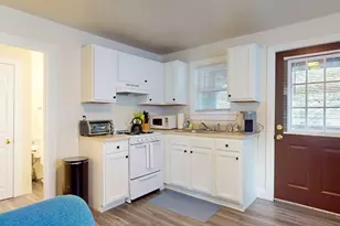 22 Hews St, Cambridge, MA 02139 - Photo 7