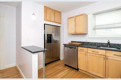 32 Almont St #32-1, Medford, MA 02155 - Photo 5