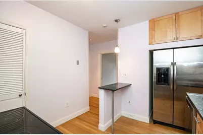 32 Almont St #32-1, Medford, MA 02155 - Photo 11