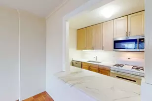 9 Hawthorne Pl, Boston, MA 02114 - Photo 13