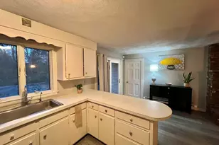 601 Newburyport Turnpike, Rowley, MA 01969 - Photo 11