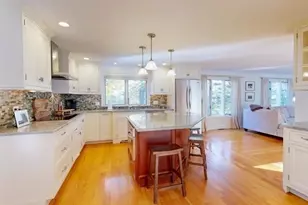 16 Overlook Rd, Stoughton, MA 02072 - Photo 7