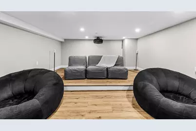 24 Selkirk #24-4, Boston, MA 02135 - Photo 21