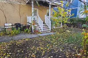 13 Roberts Rd, Cambridge, MA 02138 - Photo 5