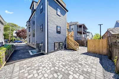 70-72 Stanley Ave. #1, Medford, MA 02155 - Photo 5