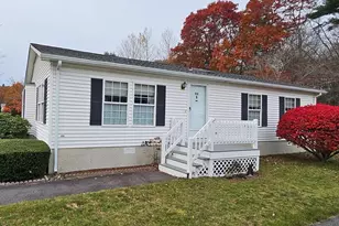 96 Trailwood Dr, Bridgewater, MA 02324 - Photo 3