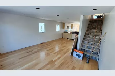 47 Laurel St #47, Worcester, MA 01605 - Photo 5